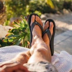 OluKai Ulele - Black -Island Sole Outlet Store 10435 4040 102