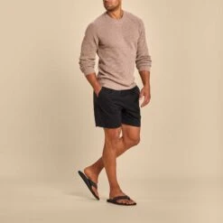 OluKai Ulele - Black -Island Sole Outlet Store 10435 4040 103 M ULELE BlackBlack d5f8982e 0bd6 4c22 9ca8 c5ea842407ad