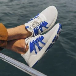 OluKai Holo - Bright White / Cobalt -Island Sole Outlet Store 10513 WB5R 101 Holo