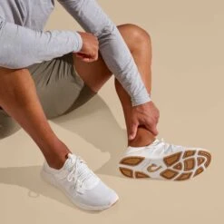 OluKai Holo - Bright White -Island Sole Outlet Store 10513 WBWB 102 M HOLO BrightWhiteBrightWhite e1ab7e8c 1762 4f1c bce8 a878618e0e39