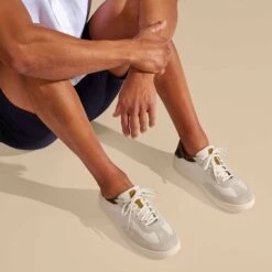 OluKai Pūnini - Off White / Aloha -Island Sole Outlet Store 10514 18HA 102 M PUNINI OffWhiteAloha 5803d681 b870 462d b058 1299ba196e62