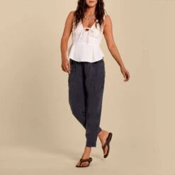 OluKai ‘Ohana - Dark Java -Island Sole Outlet Store 20110 4848 103 W OHANA DarkJavaDarkJava 1721201a 6139 4d31 8e56 086655ce65e8