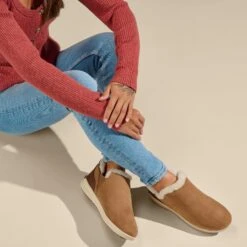 OluKai Mālua Hulu - Tan / Tapa -Island Sole Outlet Store 20427 3420 102 W MALUAHULU TanTapa