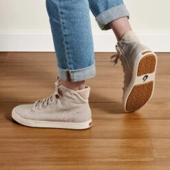 OluKai Pīlahi - Bone -Island Sole Outlet Store 20461 1919 101 W Pilahi BneBne Web Opt