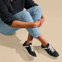 OluKai Hā‘upu - Black -Island Sole Outlet Store 20493 4040 102 W HA UPU BlackBlack