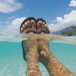 OluKai Ho‘ōpio - Onyx -Island Sole Outlet Store Ho opio Onyx galleryimage 01 e29ab0c9 db4f 47a1 846e 3c9633f88f5d