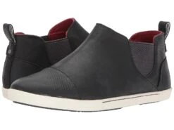 OluKai Waipahe (black/black)