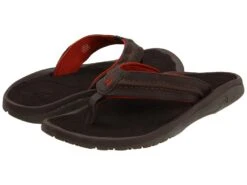 OluKai Hokua (dark Java)